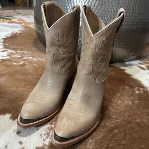 IDYLLWIND WOMEN'S WHEELS WESTERN BOOTIES - ROUND TOE